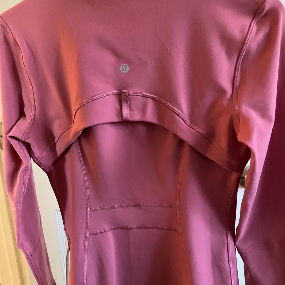 NWT Lululemon Define Jacket Size 6 Cherry Tint color - Picture 6 of 7